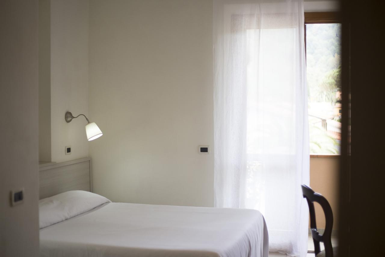 Residence Hotel Villa Mare Portoferraio Exterior foto